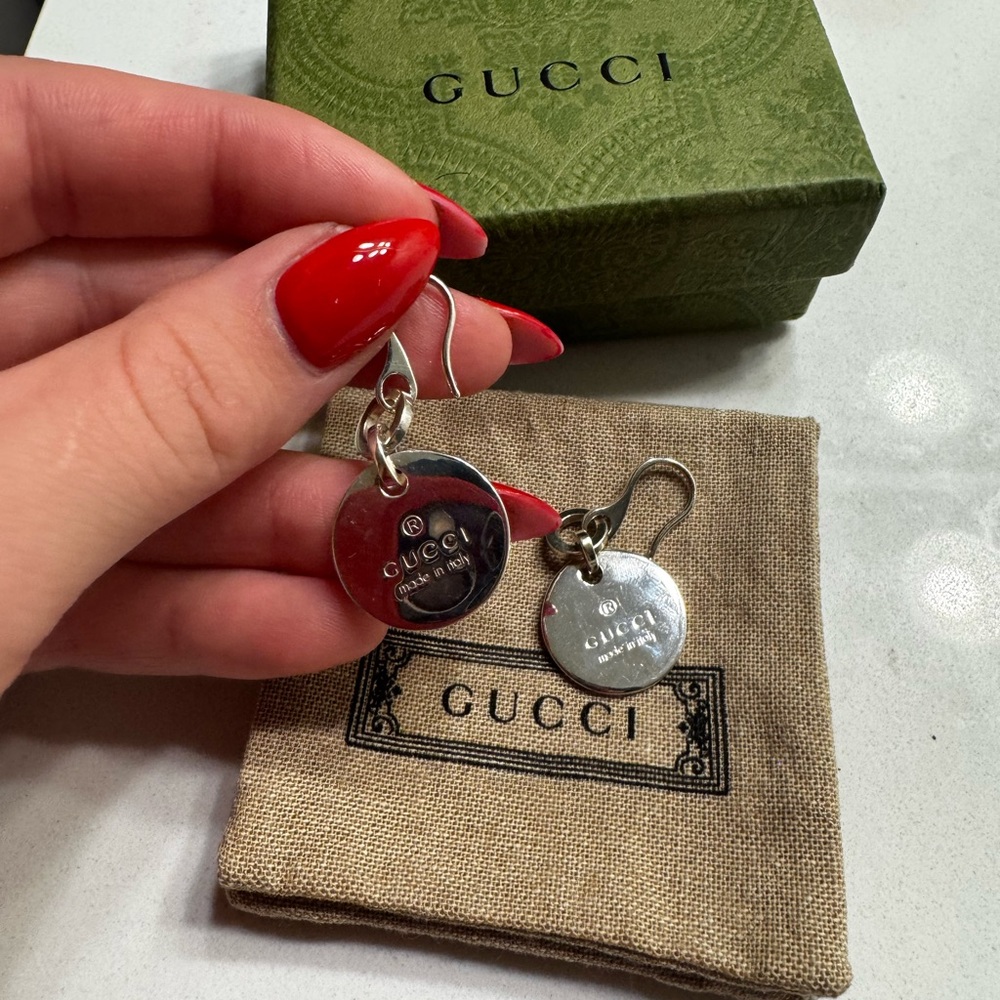 Gucci Silver Disc Earrings - Picture 2 of 3